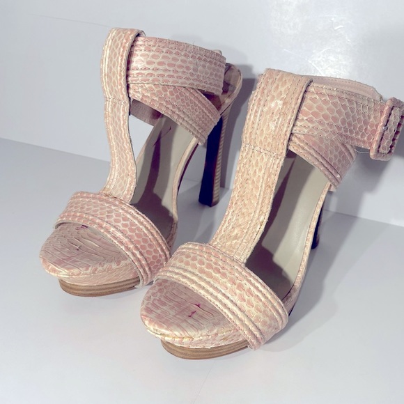 Soft pink nice heels Leon Max. Size 71/2 - Picture 3 of 7